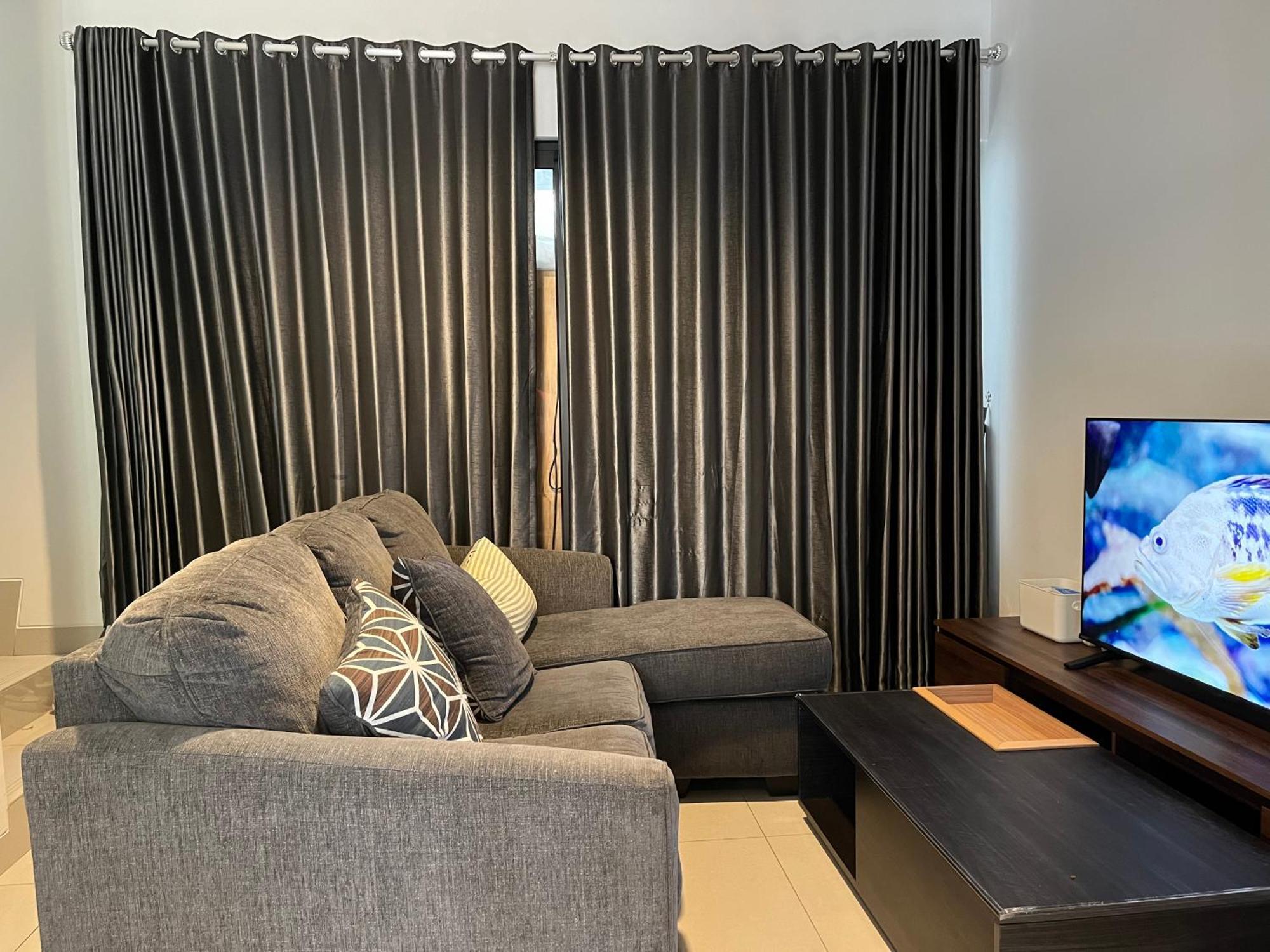 2 Floor Cozy House In Wisteria Jakarta Garden City Bagian luar foto